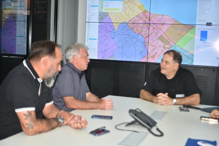 Carlos Balor se reuni+¦ con el Ministro de Seguridad bonaerense (1)